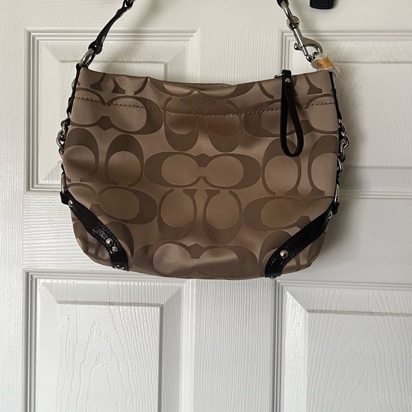 Coach HandBag new color brown - Picture 4 of 9